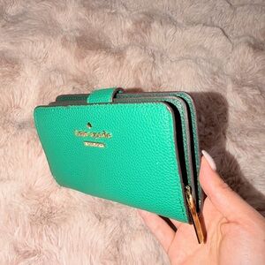 Kate Spade Vibrant Green Wallet